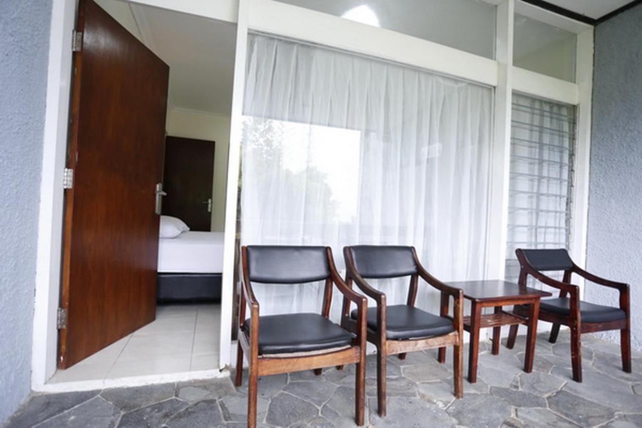 Villa Alam Indah By Anrha Bogor Esterno foto