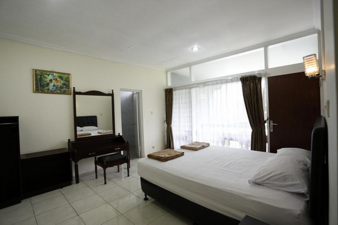 Villa Alam Indah By Anrha Bogor Esterno foto